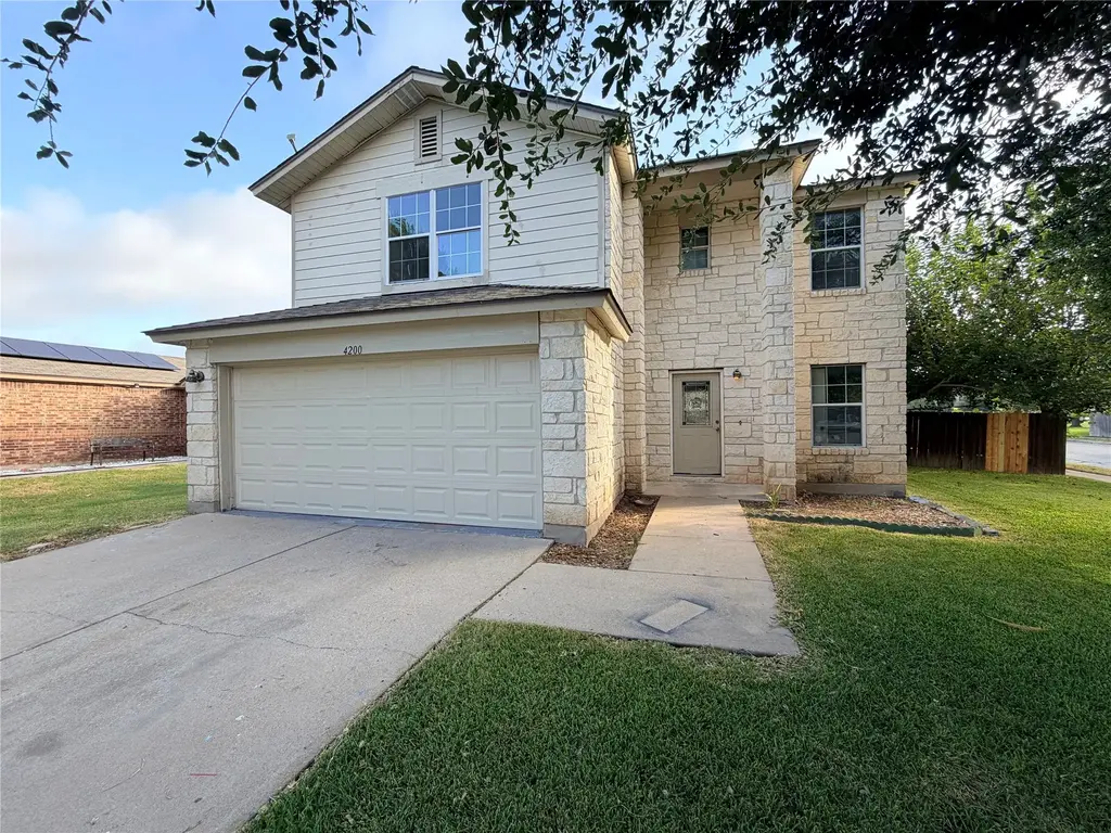 4200 Big Bend Trail, Taylor