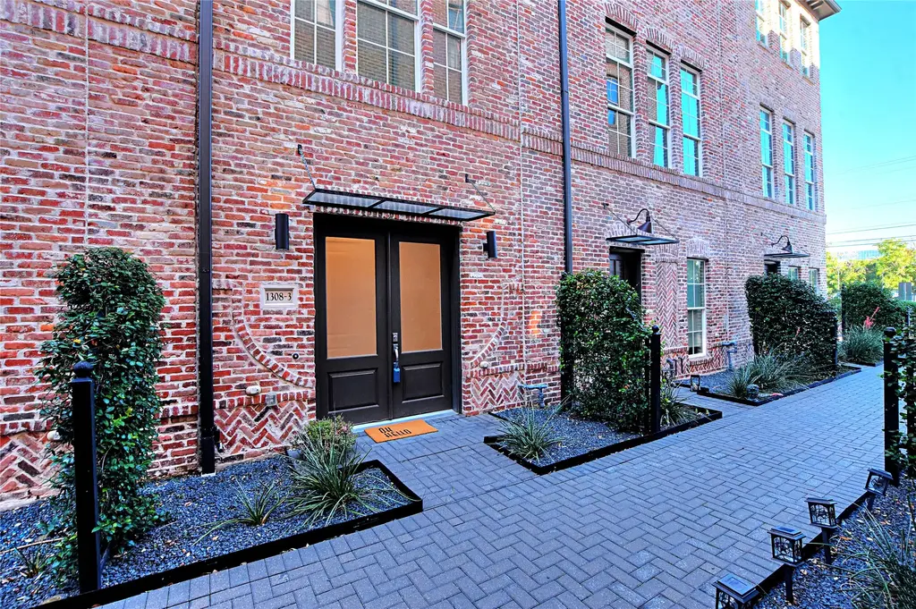 1308 Tinnin Ford Road 3, Austin