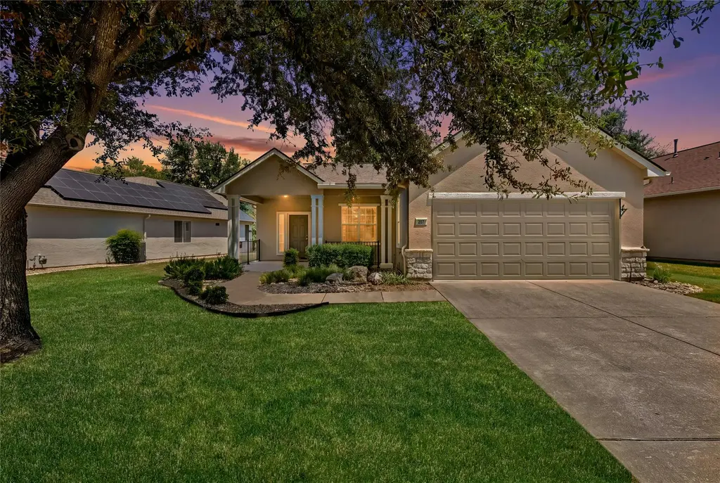 207 Scurry Pass, Georgetown