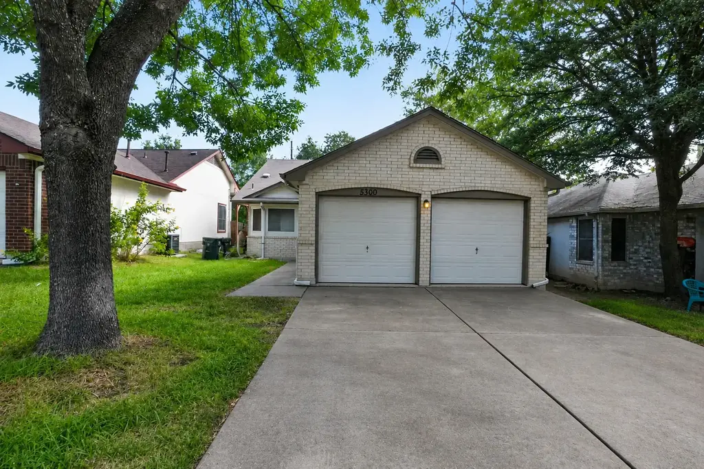 5300 Edenbourgh Lane, Austin