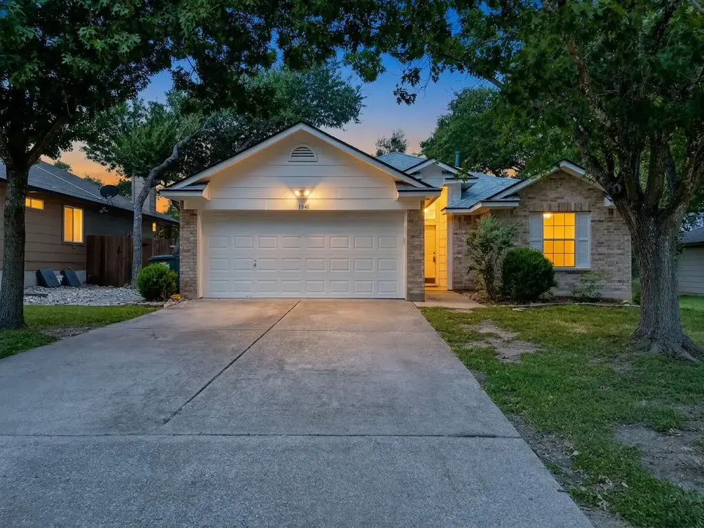 1841 Greening Way, Leander