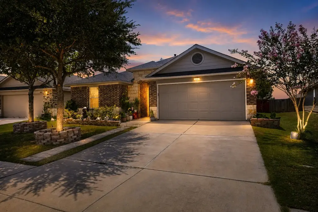 14921 Custis Lane, Austin