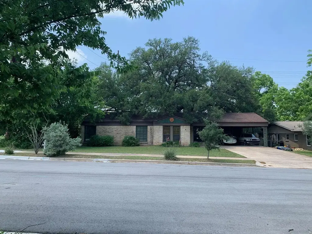 5702 Fairlane Drive, Austin