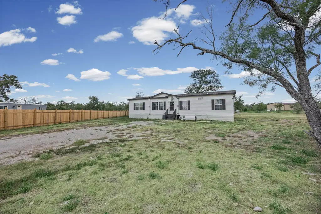 120 Mimosa Road, Dale
