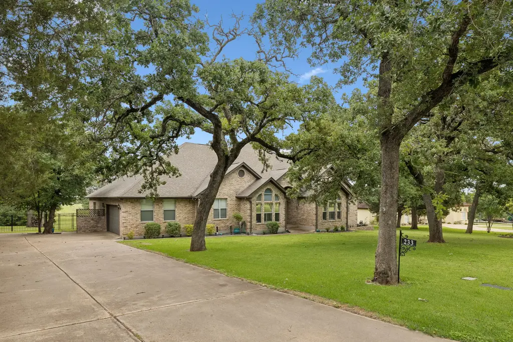 233 Colovista Parkway, Bastrop