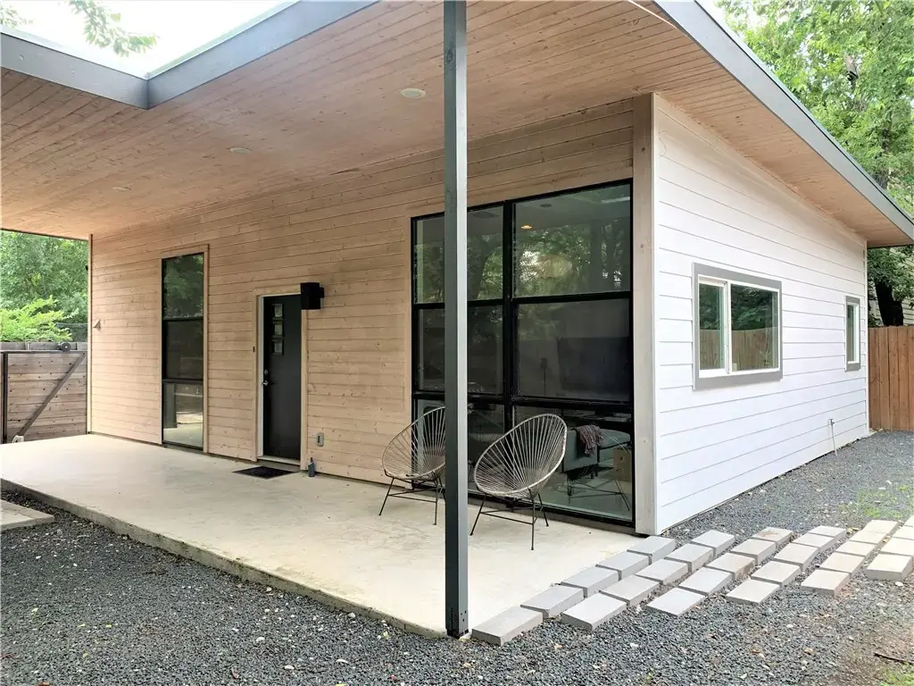 2103 E 14th Street B, Austin