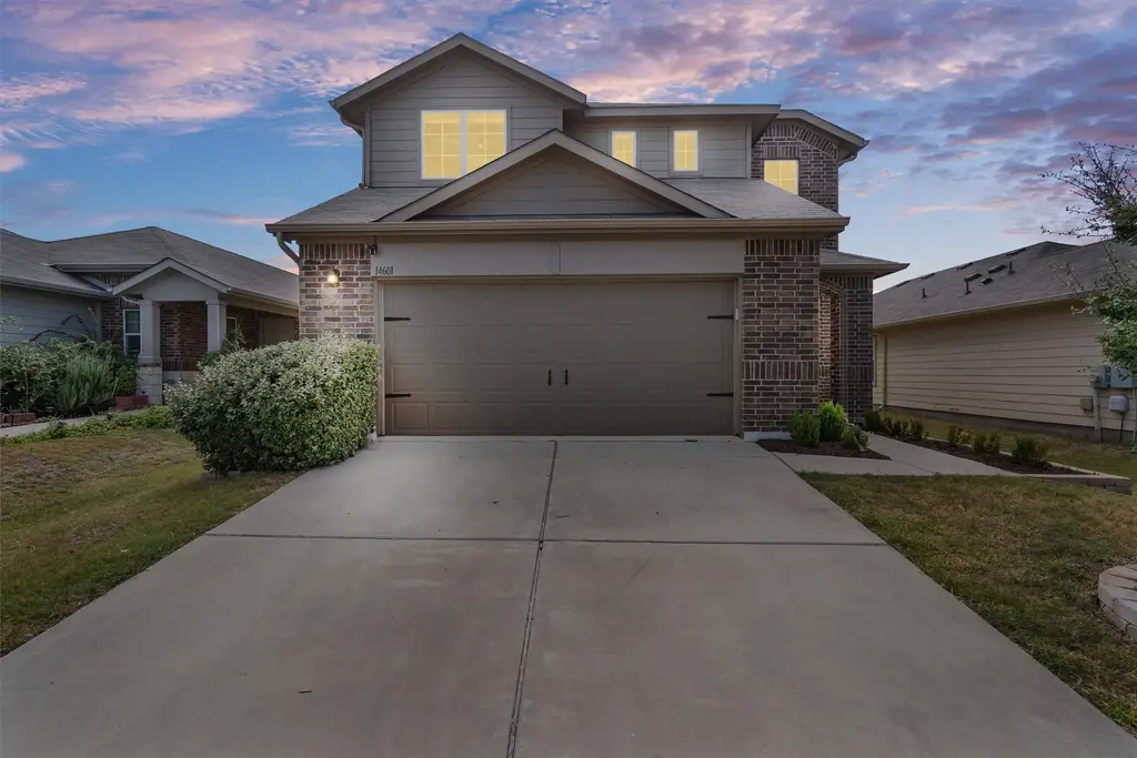 14601 Strata Road, Manor