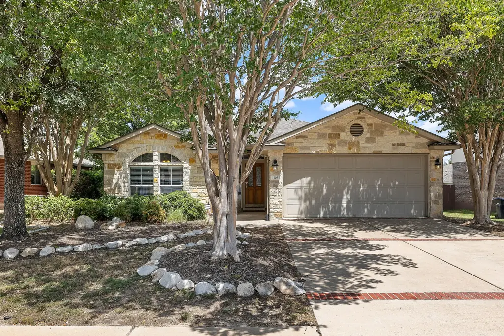 1105 South Brook Drive, Leander