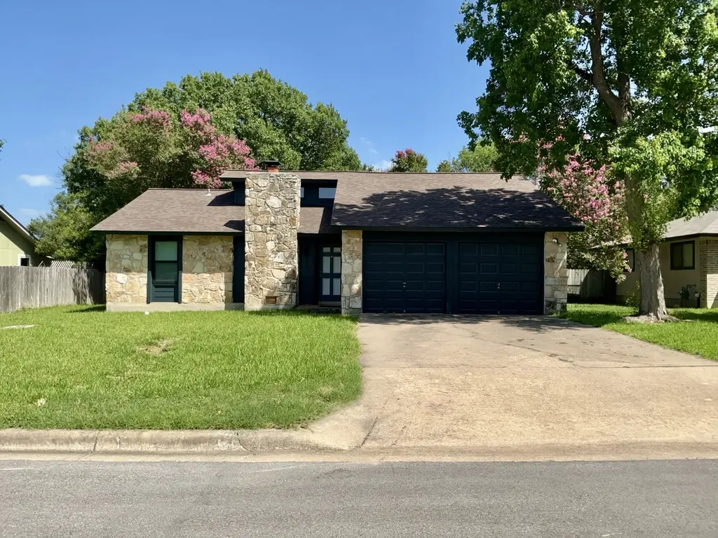 407 Meadowcreek Circle, Round Rock