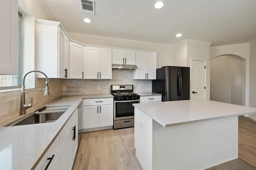 10936 Short Springs Drive, Austin