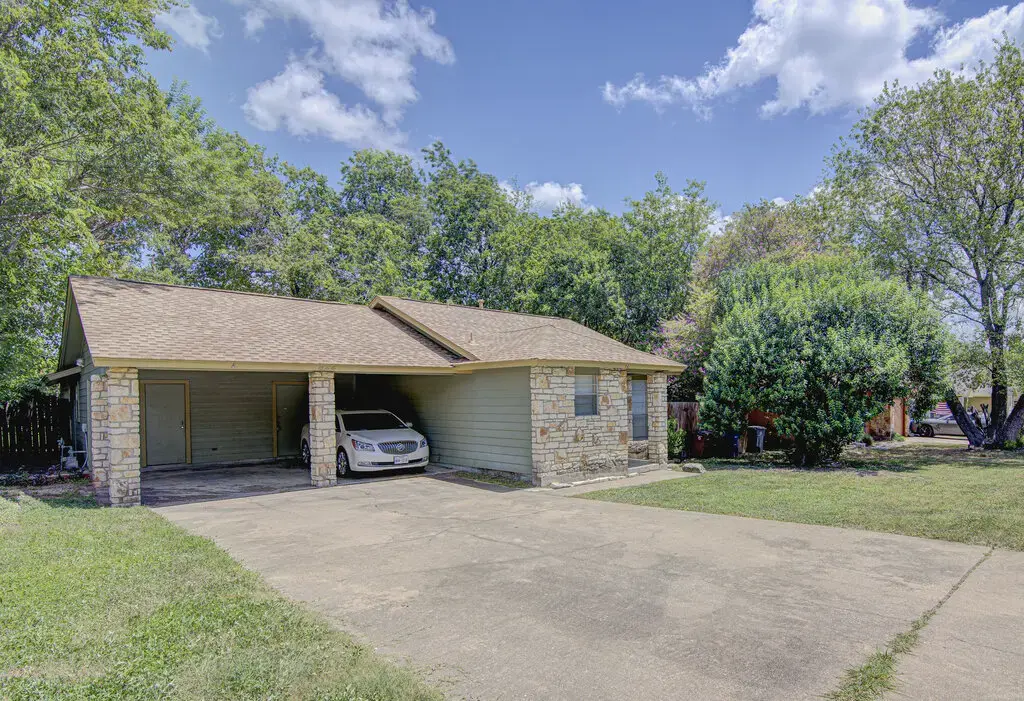 824 King Albert Street A, Austin