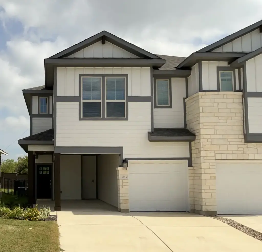 2204 Cornfield Drive A, Pflugerville