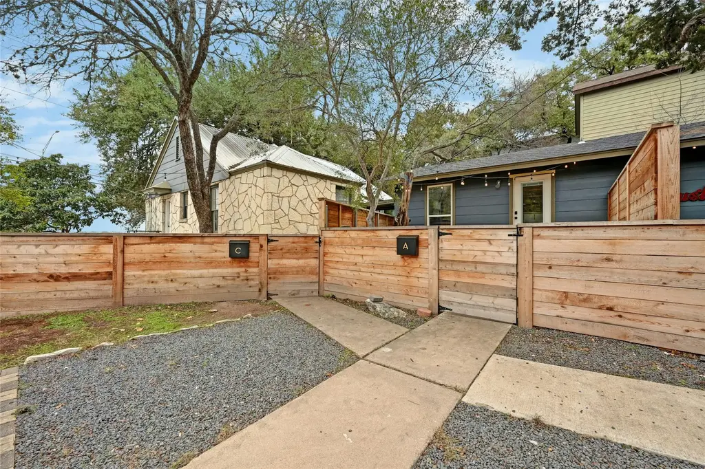 1103 Kenwood Avenue A, Austin