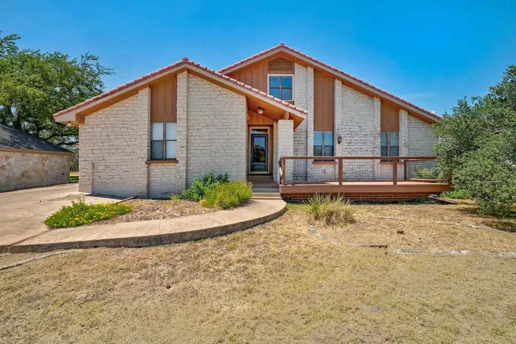 843 Sunfish Street, Austin