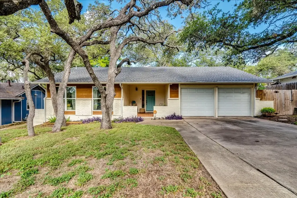 7206 Shadywood Drive, Austin