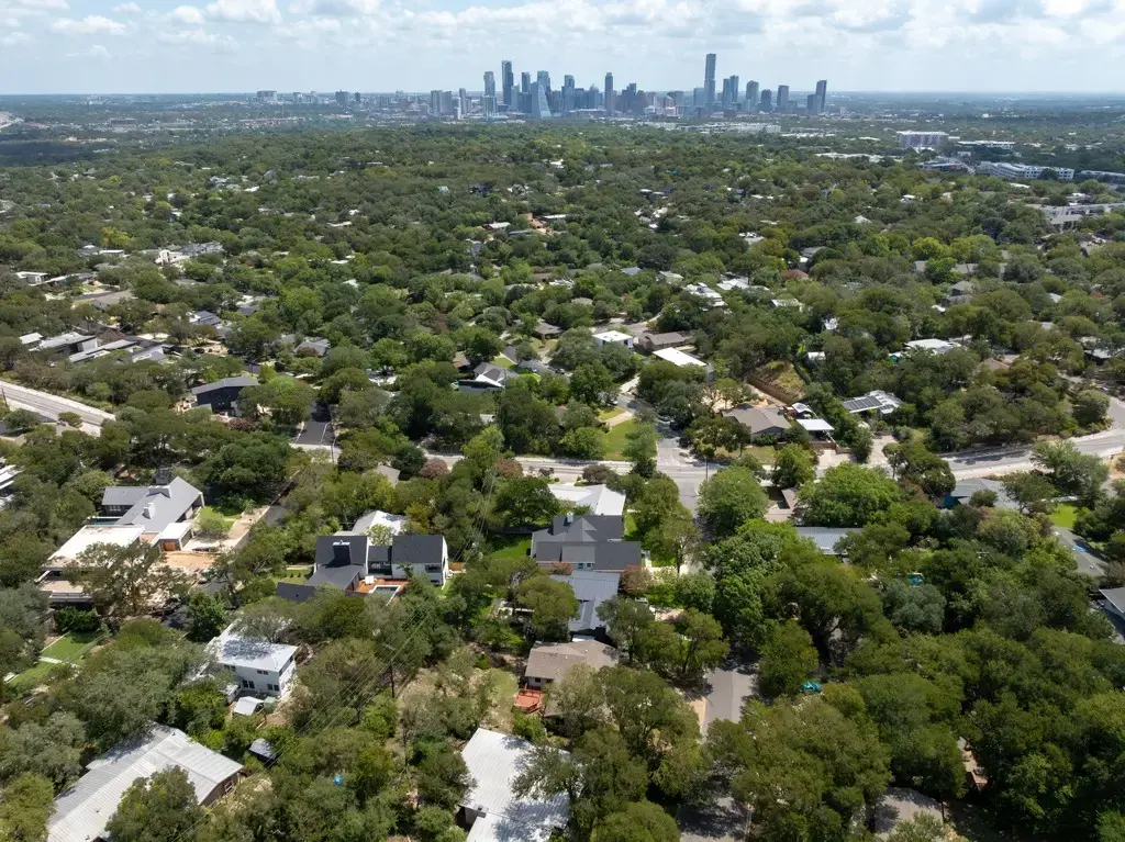 2906 Oakhaven Drive, Austin