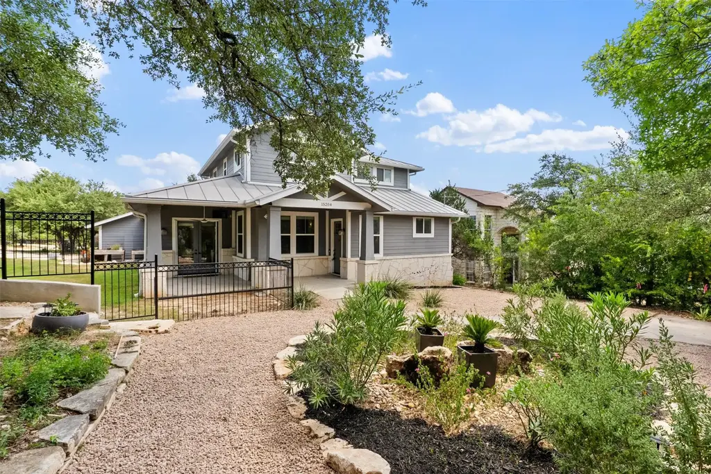 15204 Parakeet Street, Austin