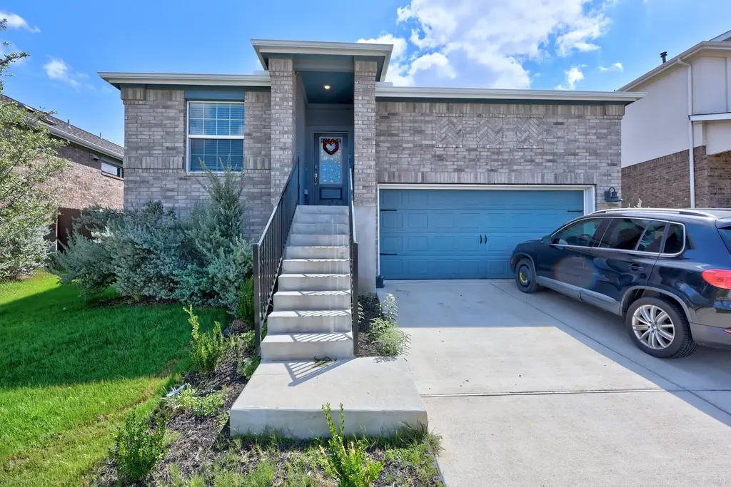 2321 Four Waters Loop, Georgetown