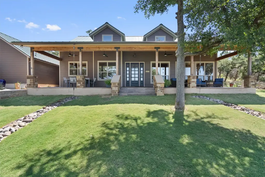 103 Hessie Avenue, Burnet