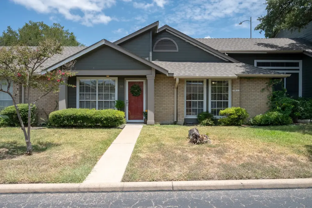 1015 E Yager Lane 58, Austin