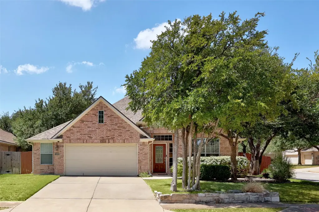 101 Arrowhead Trail, Cedar Park