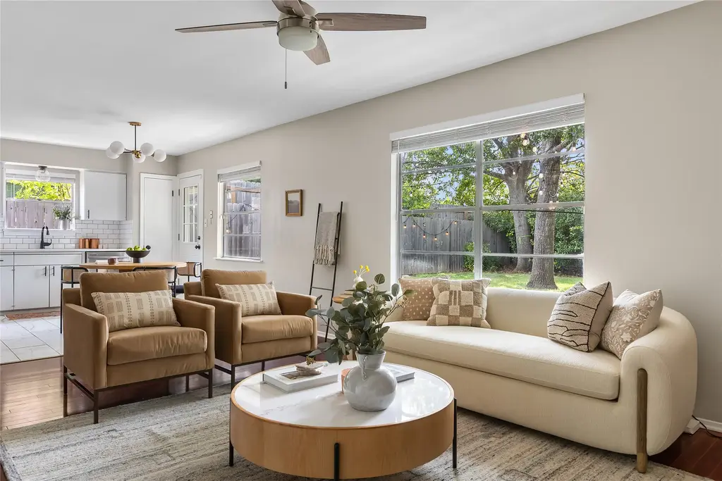 8007 Stillwood Lane, Austin