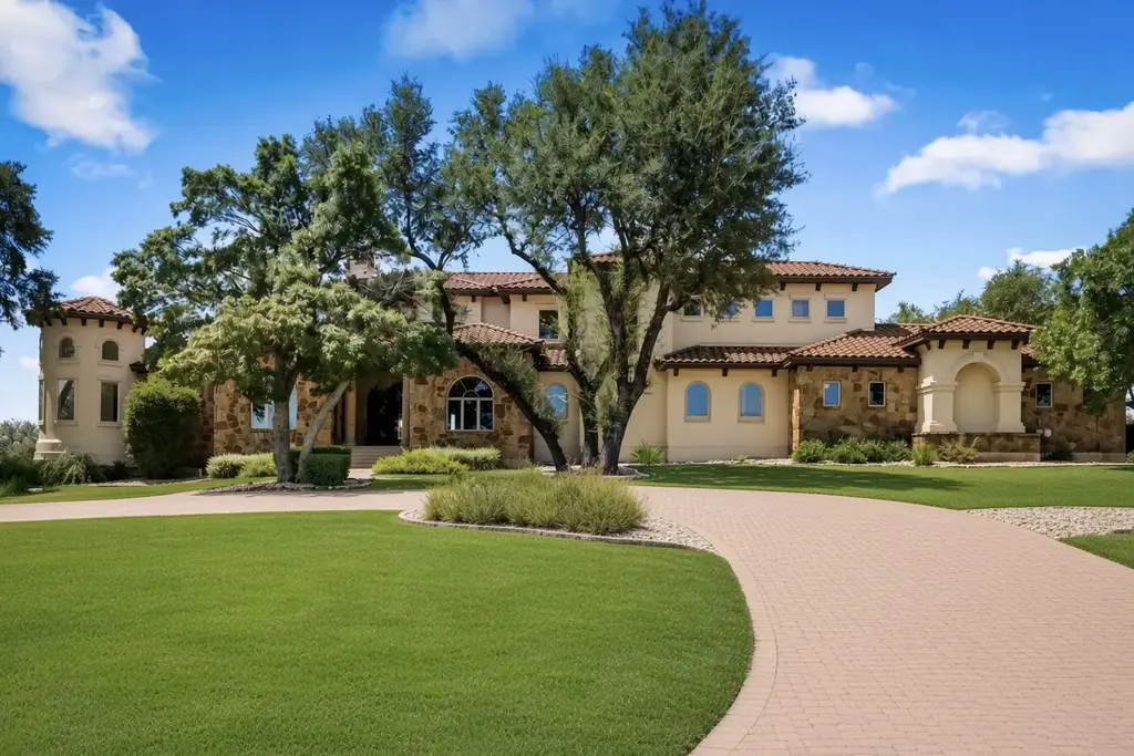 8001 Magnolia Ridge Cove, Austin