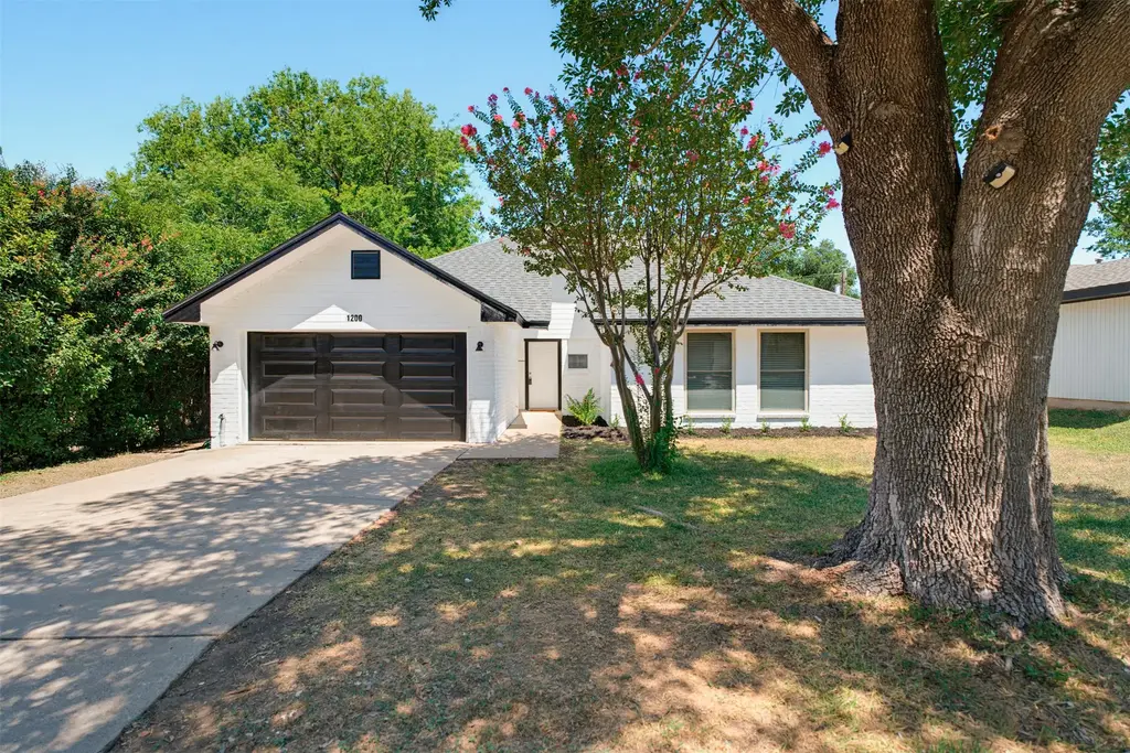 1200 Nottingham Hill Road, Round Rock