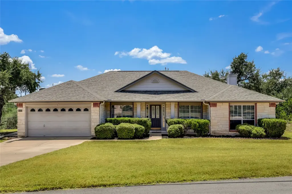7312 White Oak Drive, Lago Vista