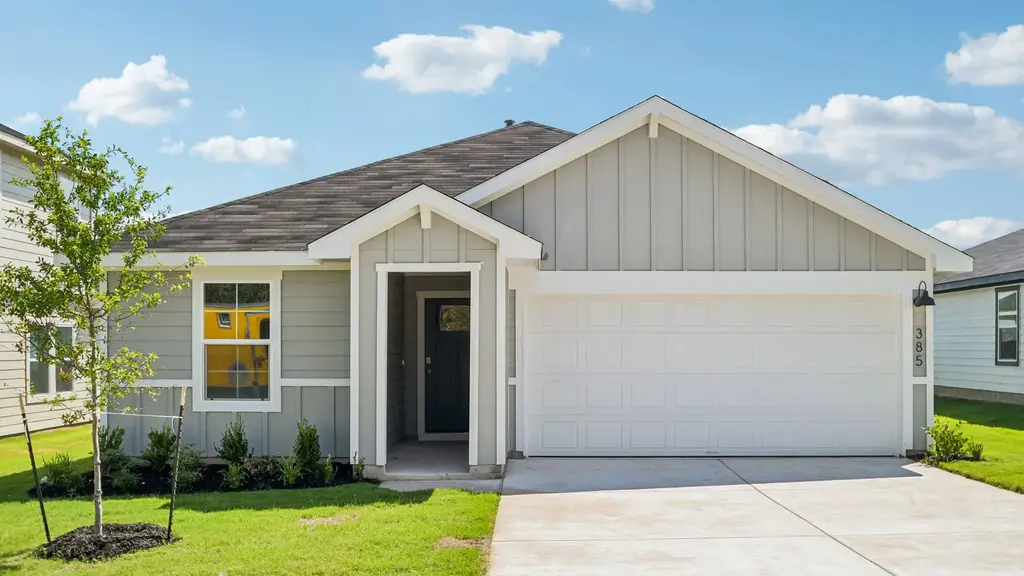 385 San Juan Trail, Bastrop