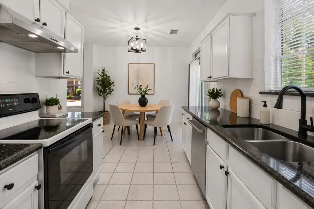 4501 Whispering Valley Drive 29, Austin