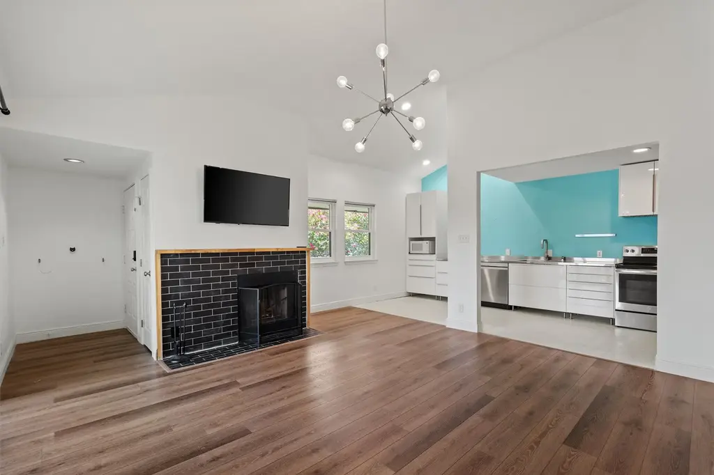 9226 Jollyville Road 220, Austin