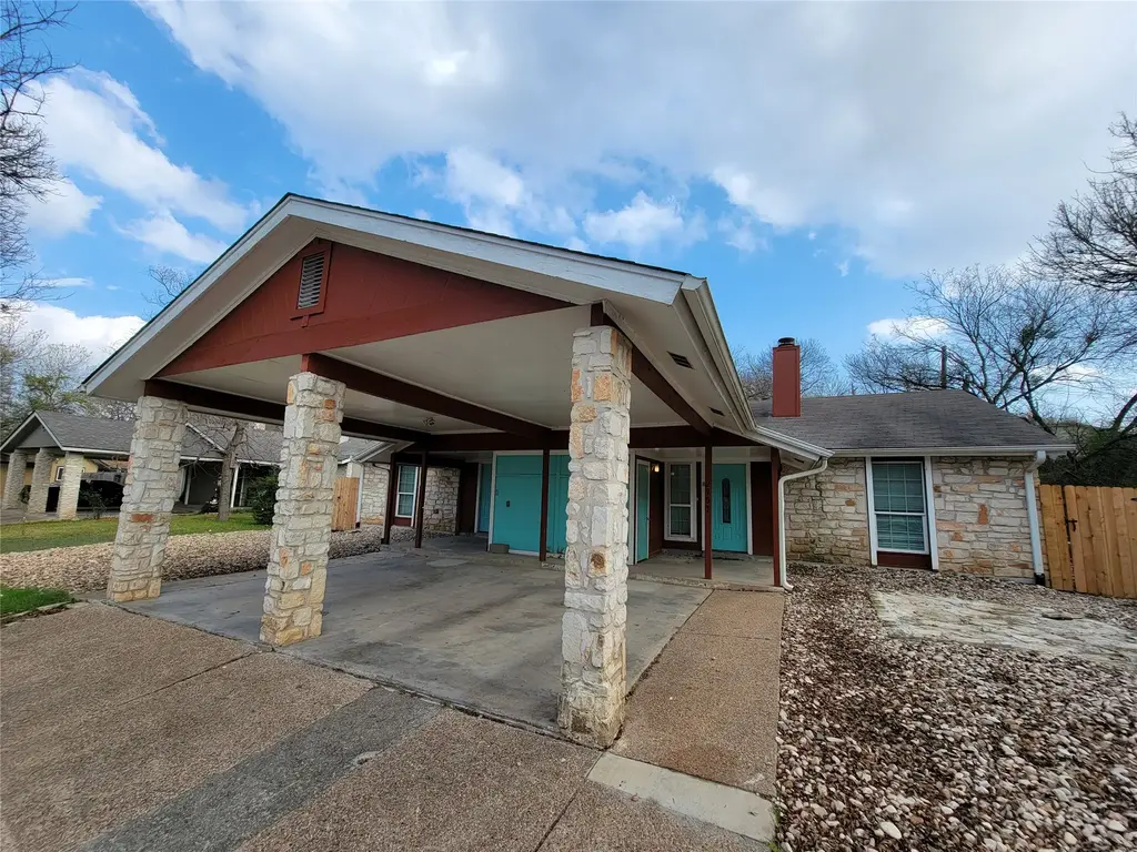 2903 Catalina #b Drive B, Austin