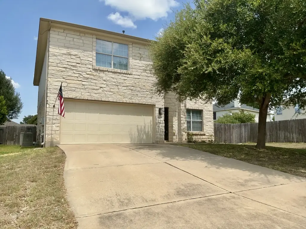 1405 Summercrest Boulevard, Georgetown
