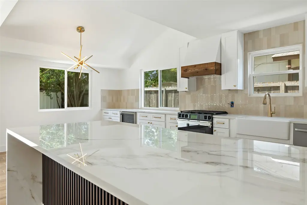 1111 Spearson Lane, Austin