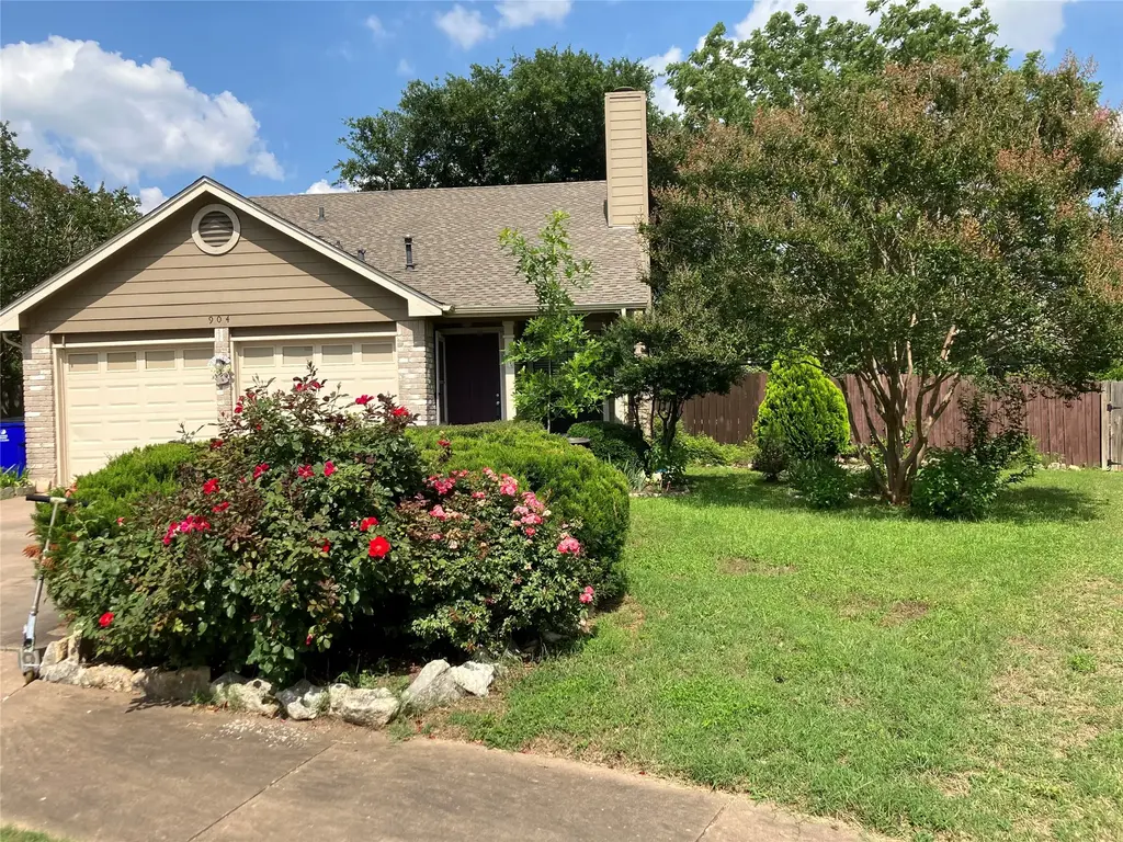 904 Cottonwood Cove, Cedar Park
