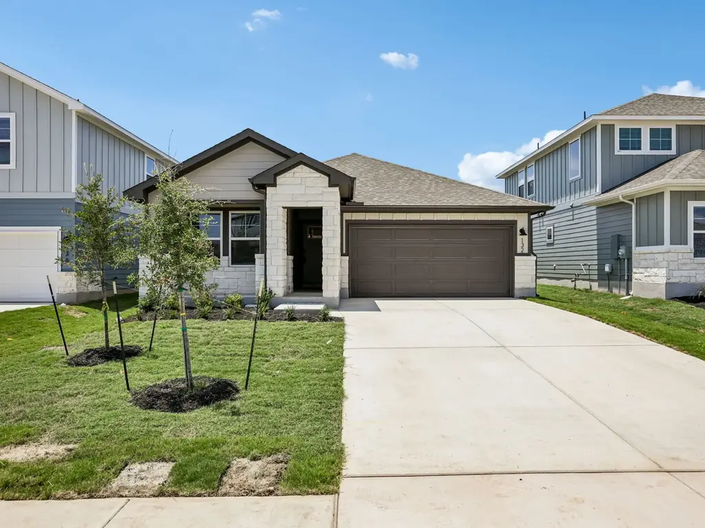 132 Woodbrook Drive, Georgetown