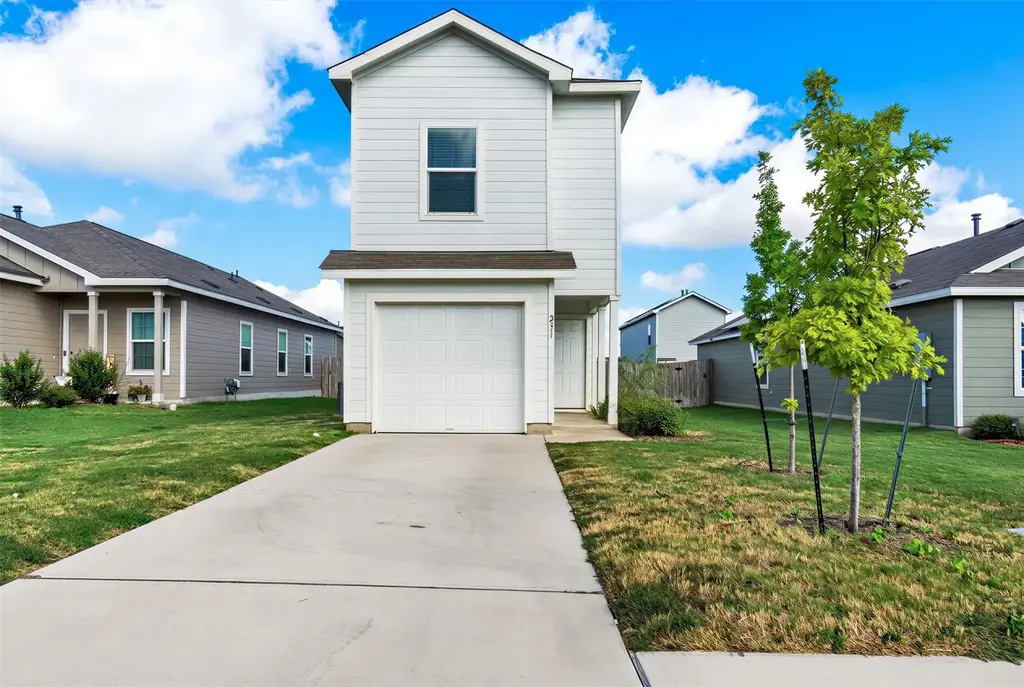 231 Gabbro Gardens, Maxwell