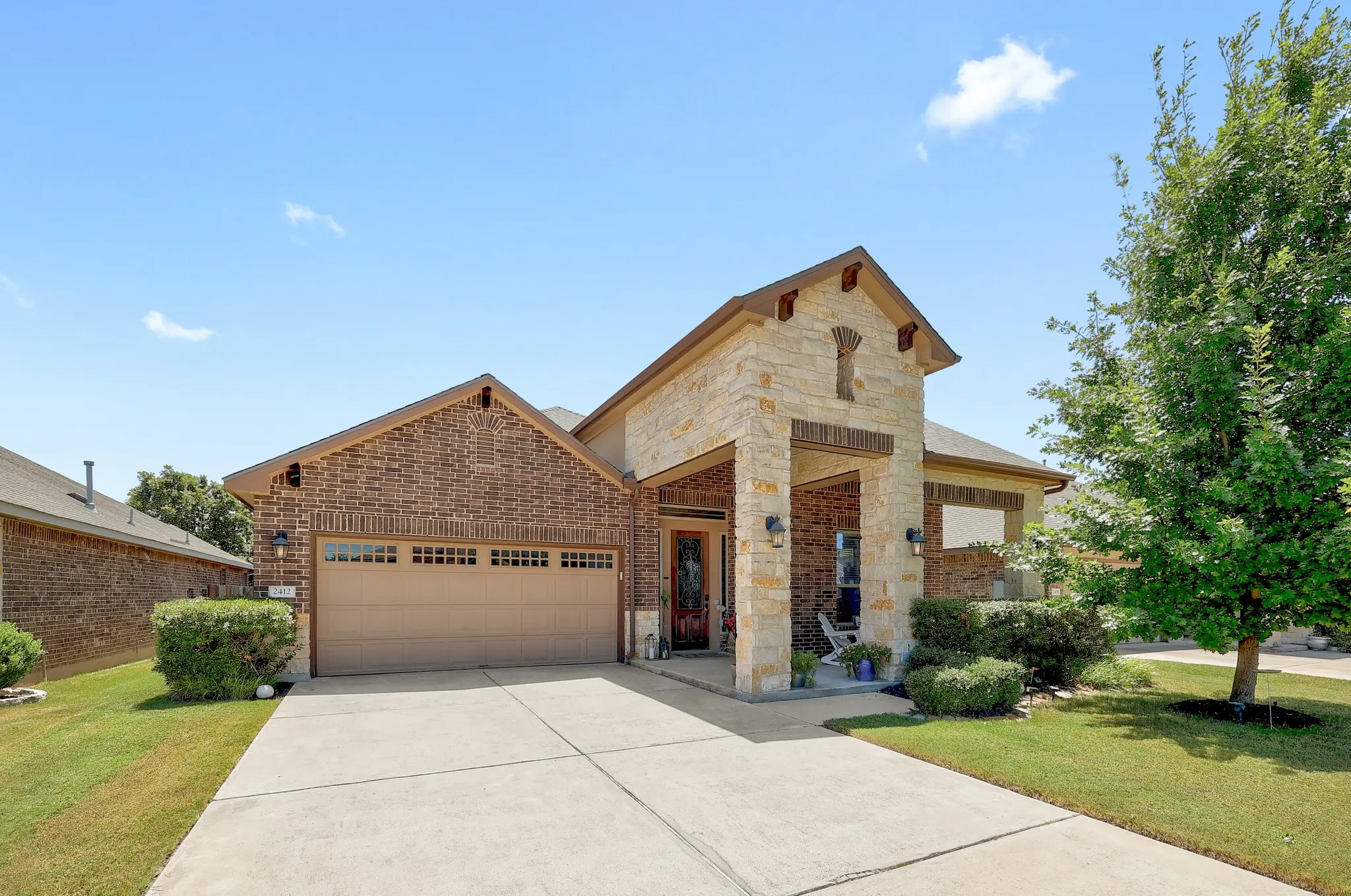 Photo of Listing #5473139