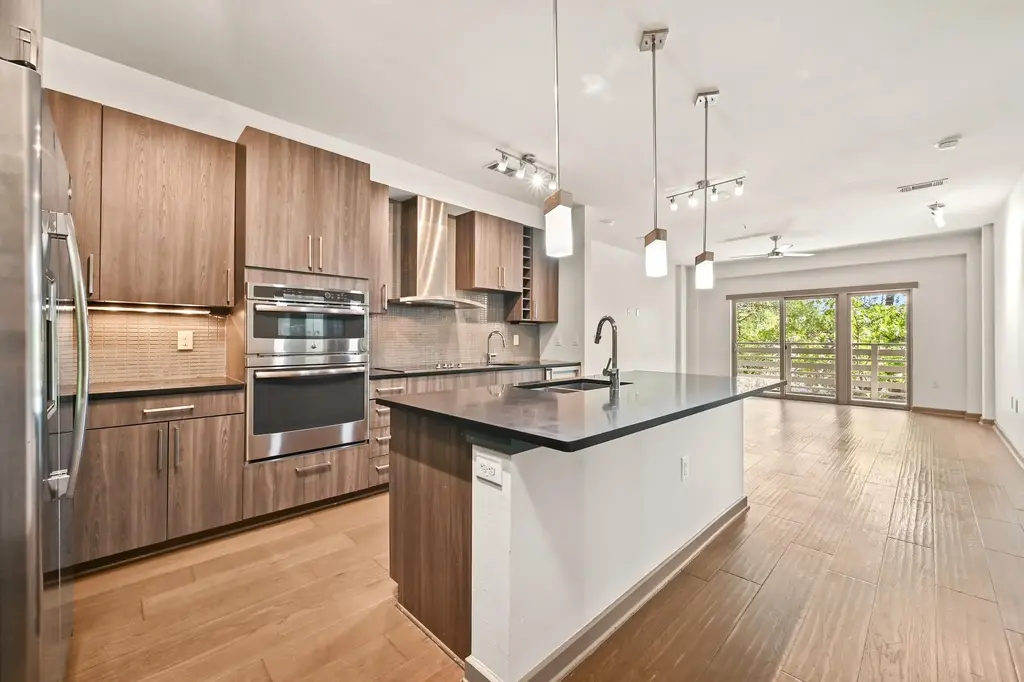 3600 S Lamar Boulevard 213, Austin