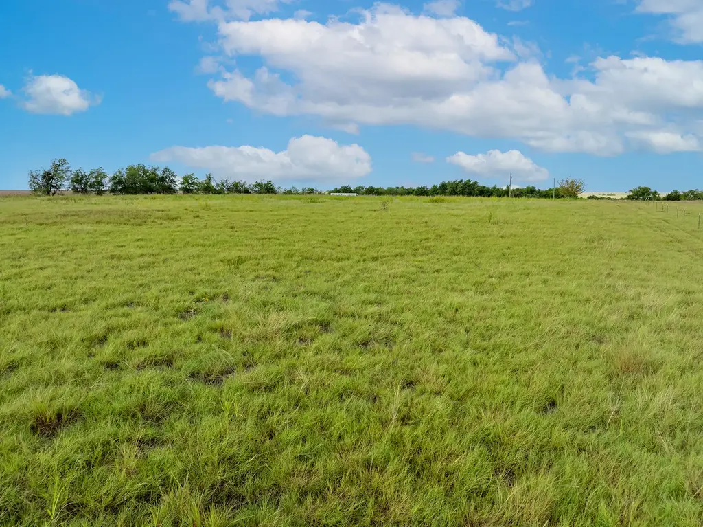 5275 County Road 424 Road, Taylor
