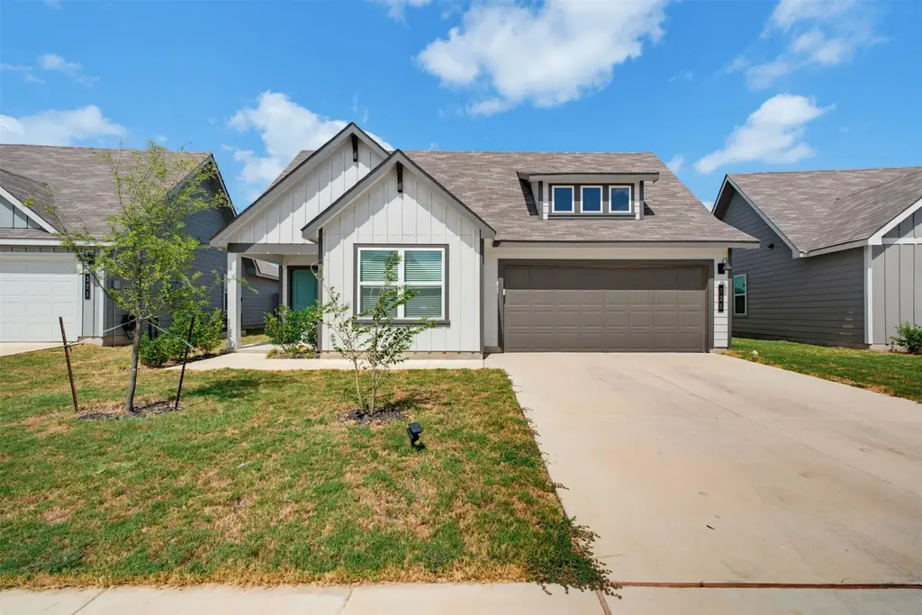 325 Doss Drive, Rockdale