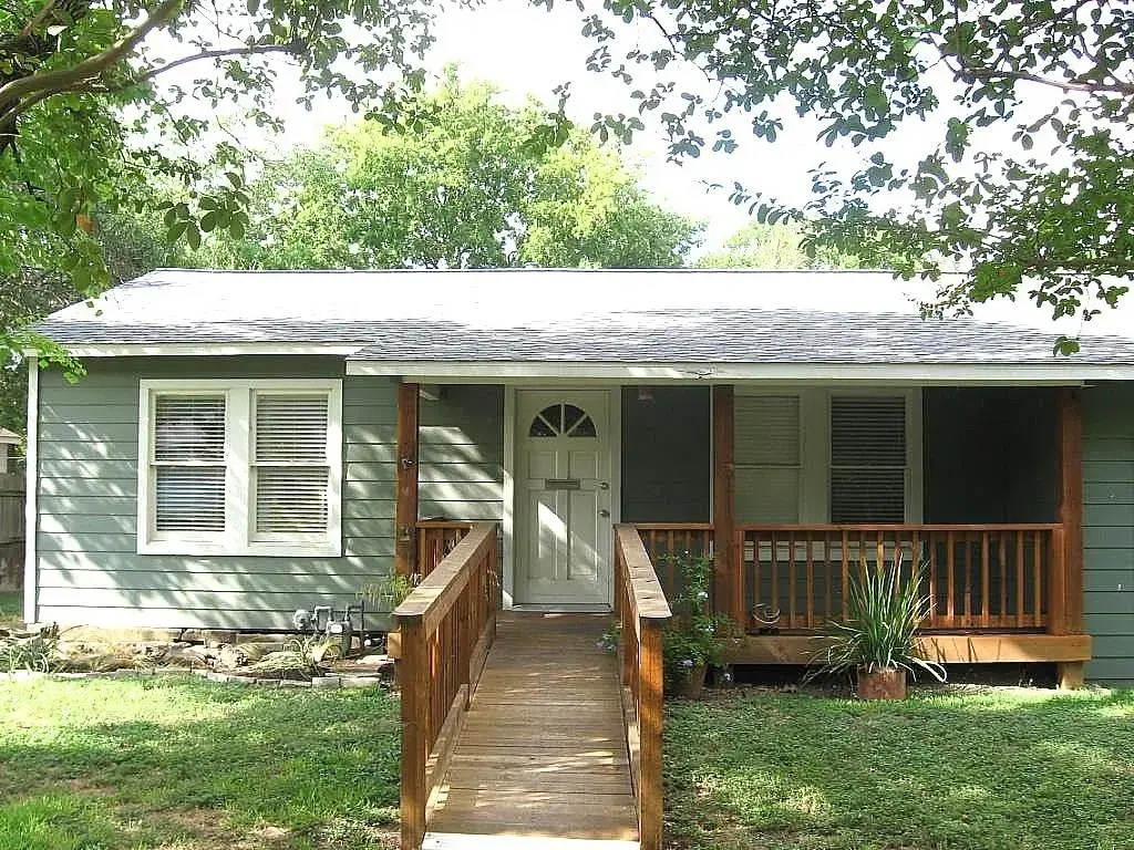 1411 Ruth Avenue, Austin
