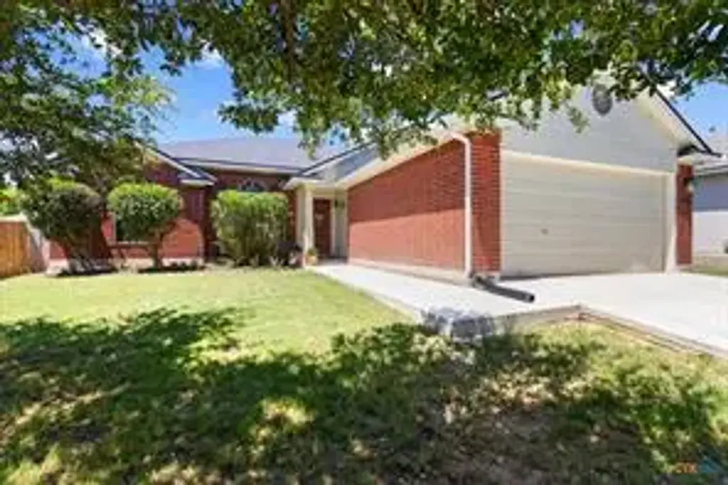 293 Donatello Street, Kyle