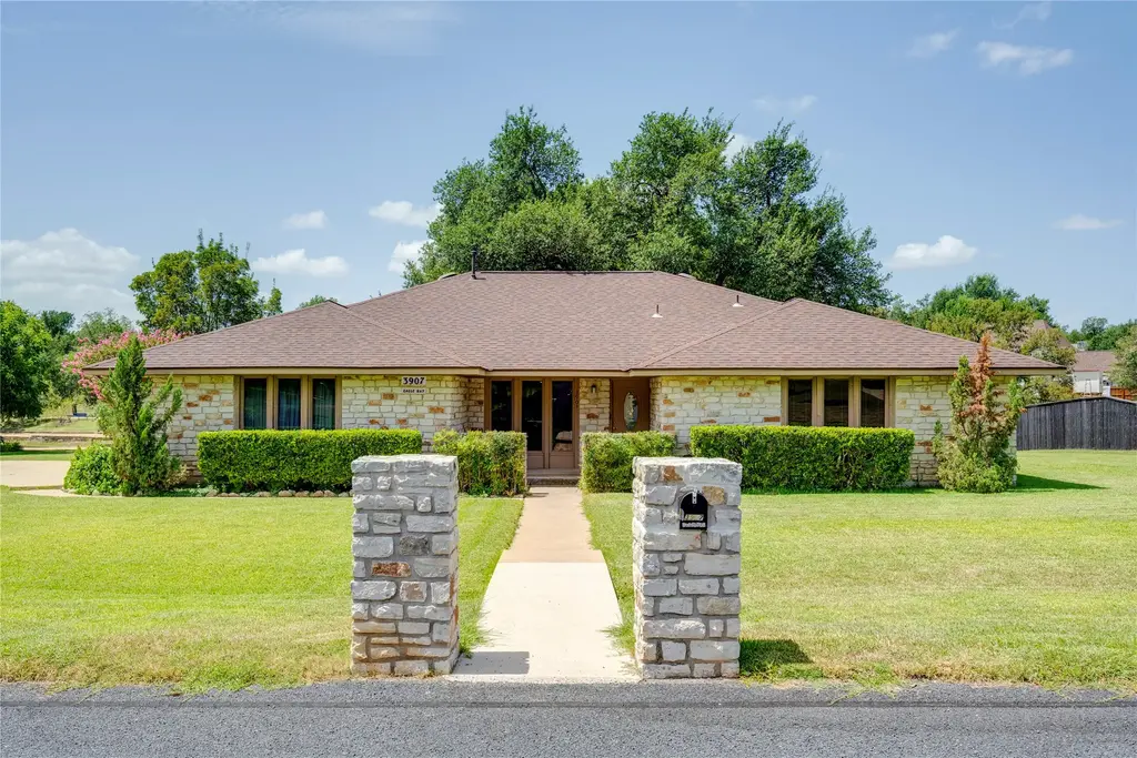 3907 Eagle Way, Round Rock