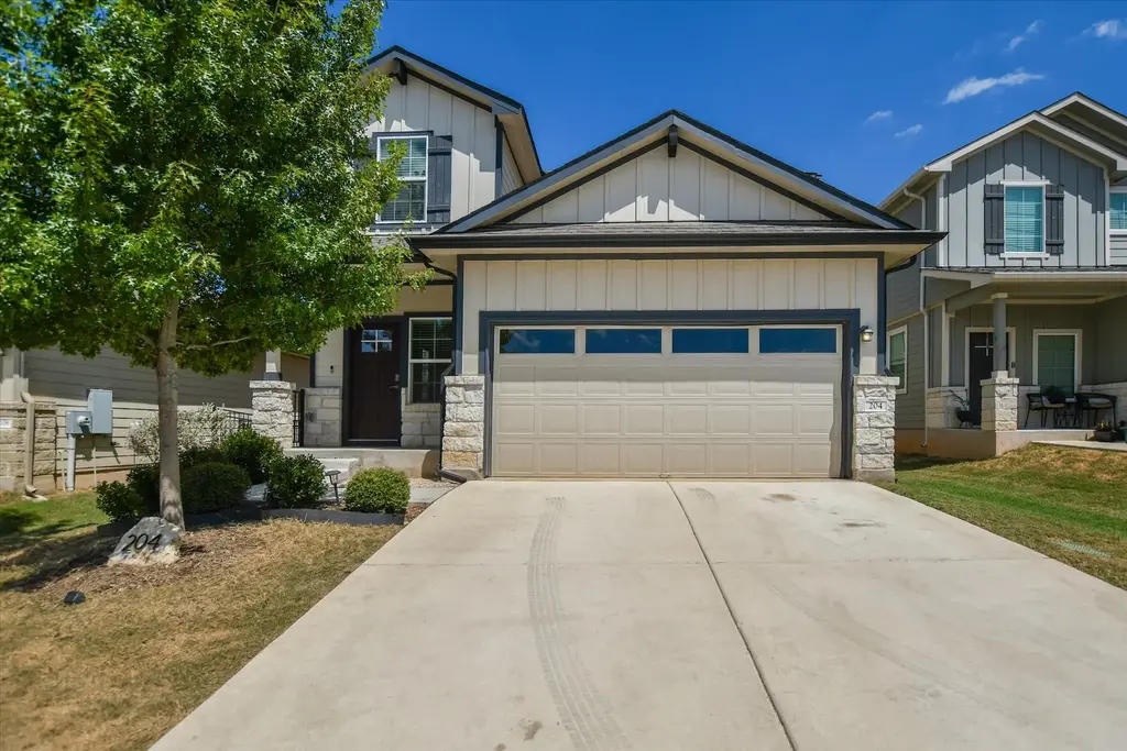 204 Merrick Road, Georgetown