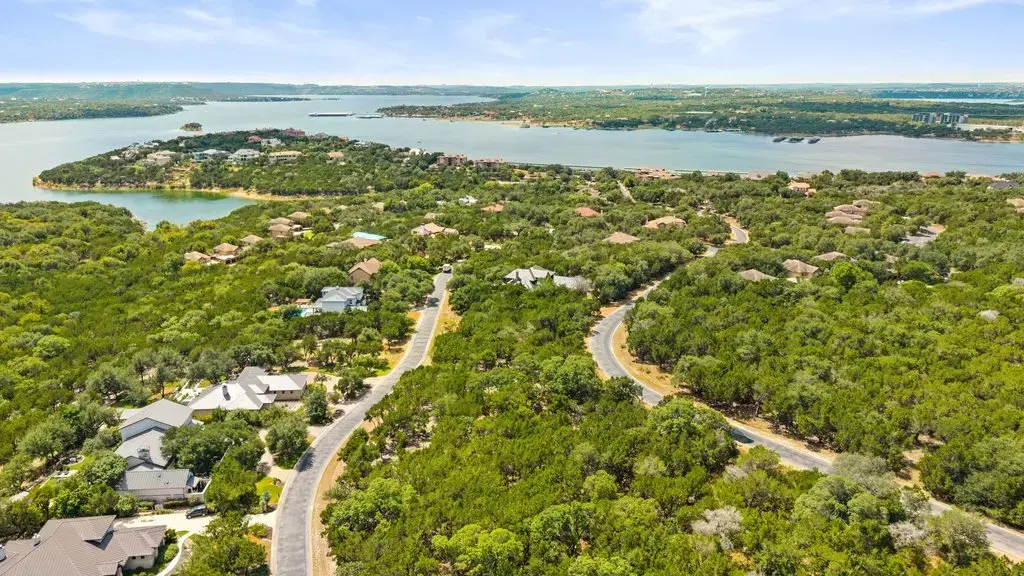 17609 Regatta View Drive, Jonestown