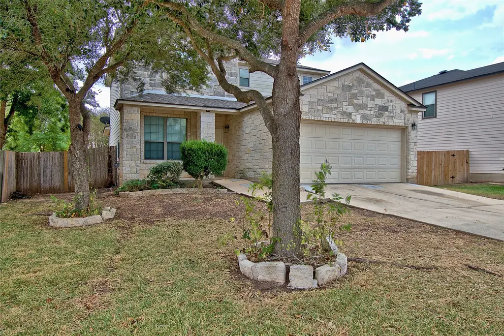 711 Abundance Lane, Kyle