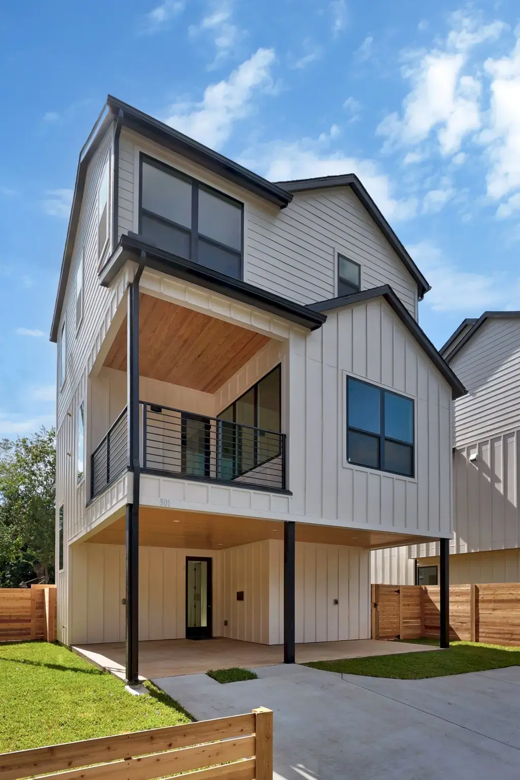 301 N Pleasant Valley Road 2, Austin