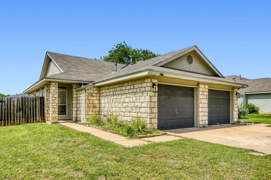 500 Gregory Court, Round Rock